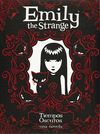 TIEMPOS OSCUROS UNA NOVELA EMILY THE STRANGE 3